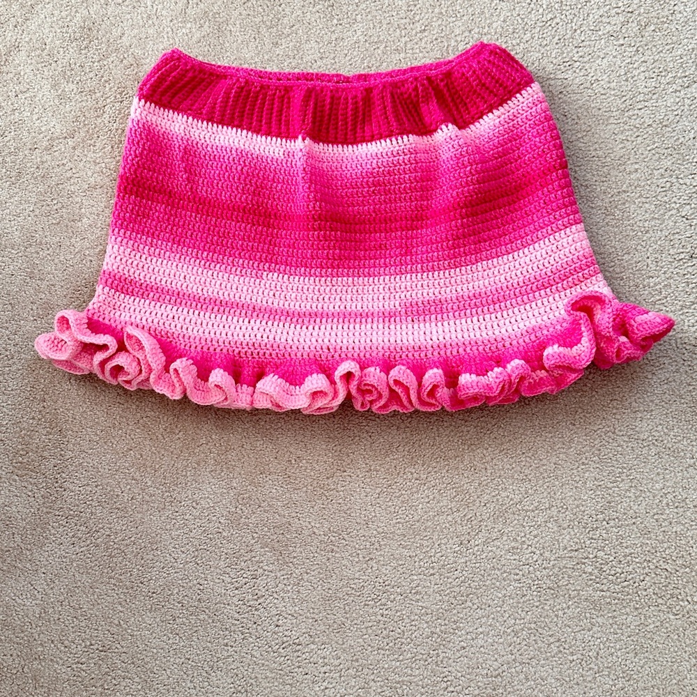 Pink Ruffled Knit Skirt